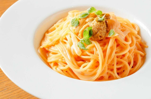 贅沢雲丹の濃厚クリームパスタ