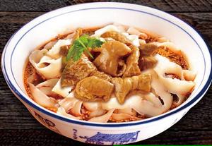 重肥刀削面 辛いホルモン刀削麺
