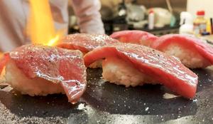 黒毛和牛 あぶり肉寿司 3貫