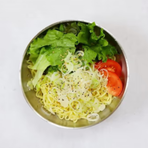 道産名物ラーメンサラダ