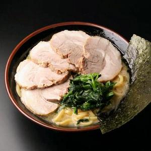 塩チャーシューメン Salt Ramen with Roasted Pork Fillet