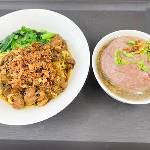 チキンラーメン+大きな肉団子