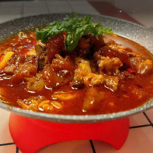 牛すじ麻辣煮込み/麻辣牛蹄筋+送一米