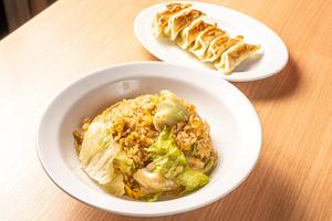 レタスチャーハン餃子セット