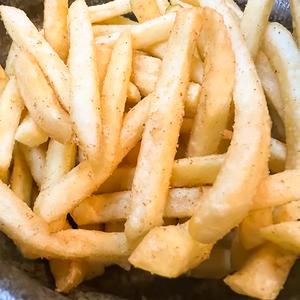 淡路の玉ねぎ塩でポテトフライ