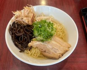 白油 まぐろ節らーめん 唐揚げセット