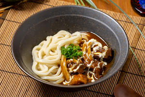 牛すじカレーうどん Beef Tendon Curry Udon