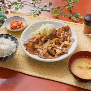 豚の生姜焼き定食
