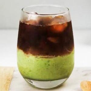 アボカド混ぜコーヒー