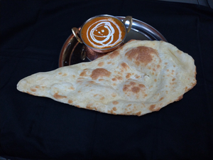 プレーンナンと野菜カレー Plain Naan & Vegetable Curry