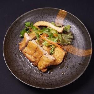 鶏もも肉のレモングラス焼き