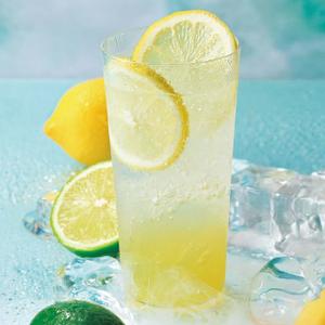 カフェ・ド・クリエ ライム香るレモネードソーダ Lime-scented Lemonade Soda