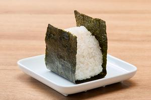 塩むすび(のり有り)
