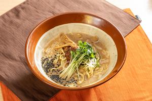 麻醤麺