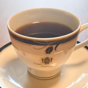 ブレンドコーヒー(Hot)+自家製[国産無農薬レモンのパウンドケーキ] or カカオ56%チョコチップ入りスコーン