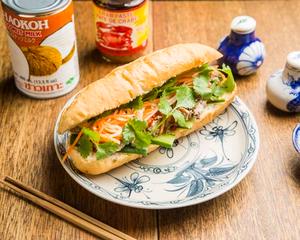 【人気No.2】パテと焼き豚のバインミー Pate and Grilled Pork Banh Mi ※画像はイメージです。