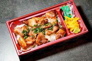 炙りトロハラミ重