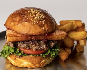 厚切りベーコンバーガー