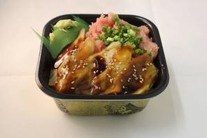 丼丸 穴子ネギトロ丼 ネギトロ、穴子