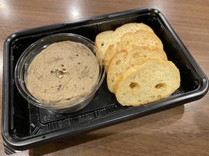 俺のフレンチ 白レバームース