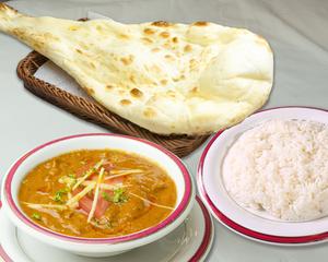 ナンカレーセット Naan Curry Set