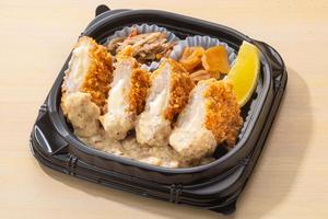 チーズのヒレかつ弁当