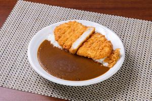 カツカレー弁当(並)国産桃豚