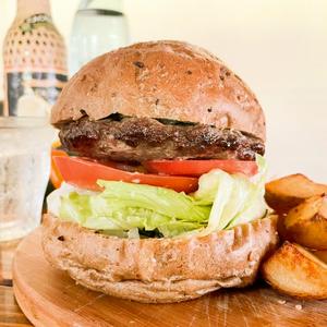 Classic ハンバーガー(フライドポテト付)