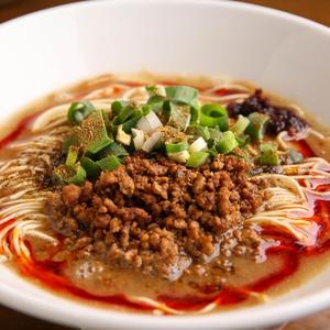 金ゴマ担担麺