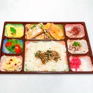 大和肉鶏の胸ともも焼き弁当