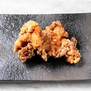 スタミナにんにく鶏唐揚げ(2個入り)