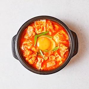 牛ホルモンスンドゥブチゲ