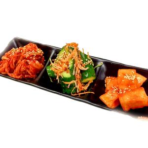 キムチ盛り合わせ