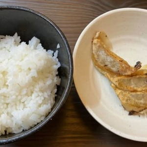 餃子セット(中メシ+餃子3個)