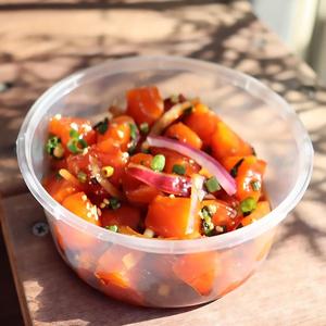 Shoyu Salmon Poke サーモンしょうゆポケ