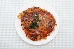 辛味ソースのお好み焼き
