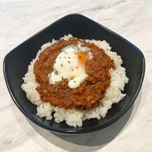 特製味玉キーマカレー丼