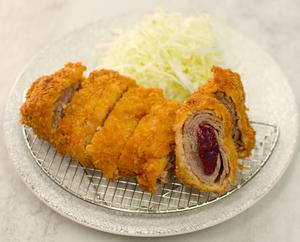 【梅】熟成八層重ねカツ弁当