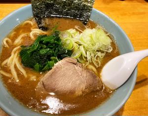 豚骨塩ラーメン