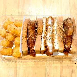 ● 【カテゴリー内 人気No.2】ガツ旨！ガーリックマスターロースカツ(200g！！！)サンド・ポテトセット