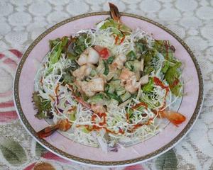 エビチャット(Shrimp salad)