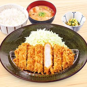 かつ庵 120g熟成ロースかつ弁当　とん汁セット