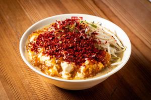 旨辛麻婆味噌ラーメン