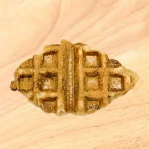 4. シナモン・レーズンナッツクロッフル