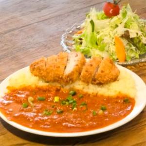豚ローストカツカレー Roasted pork cutlet curry