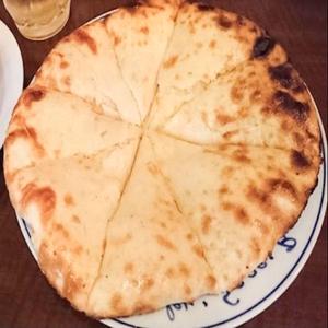 チーズナン CHEESE NAAN