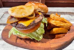 【おすすめ！】ベイスバーガー BASE Burger