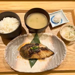 銀鱈西京焼き定食