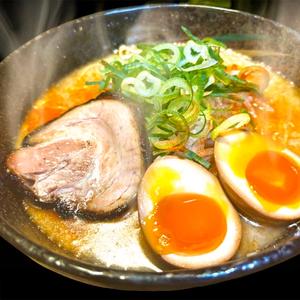 半熟卵熟成味噌ラーメン