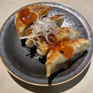 餃子 トマト黒酢ソース